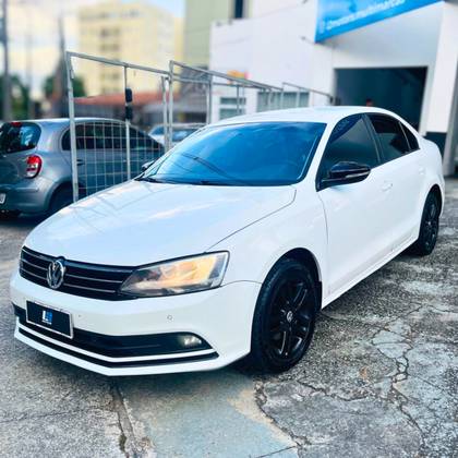VOLKSWAGEN JETTA 2.0 COMFORTLINE FLEX 4P TIPTRONIC VOLKSWAGEN JETTA 2.0 COMFORTLINE FLEX 4P TIPTRONIC
